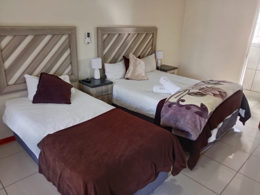 To Let 20 Bedroom Property for Rent in Kuruman Northern Cape